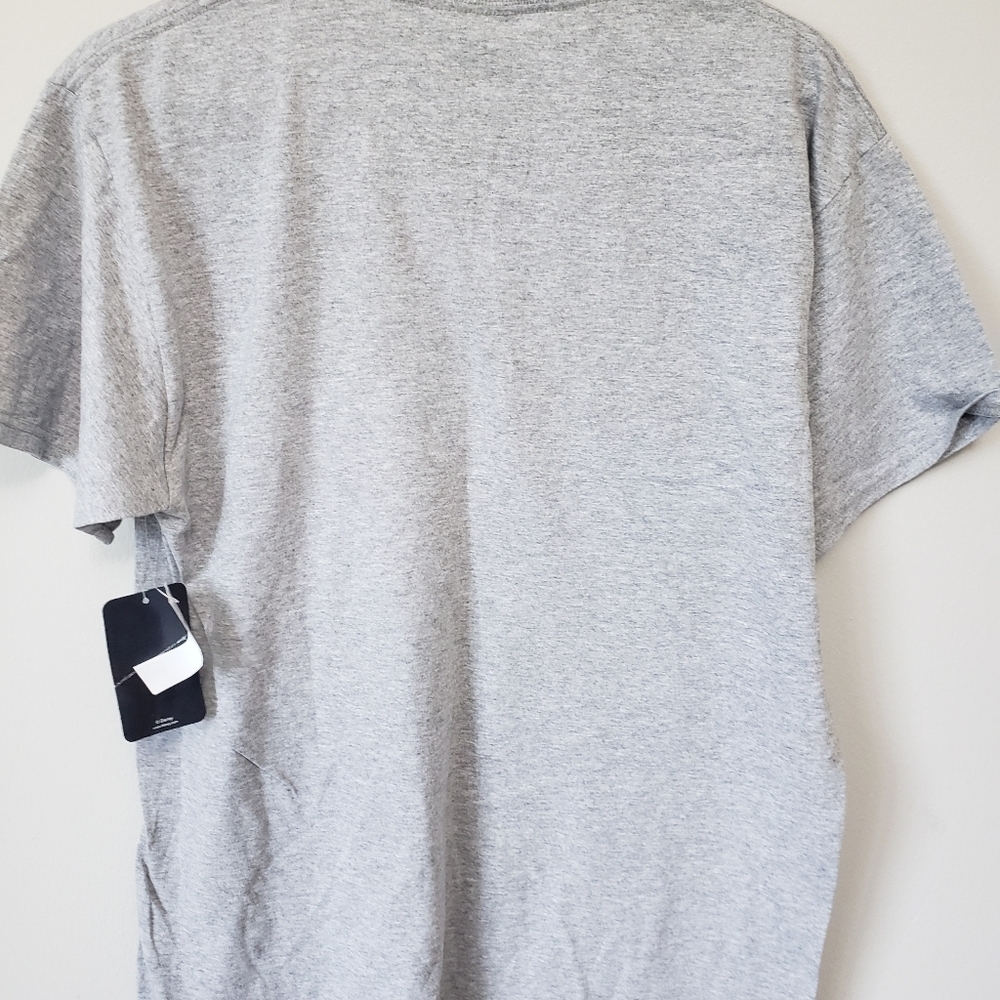 Disney shirt NWT - Picture 6 of 6